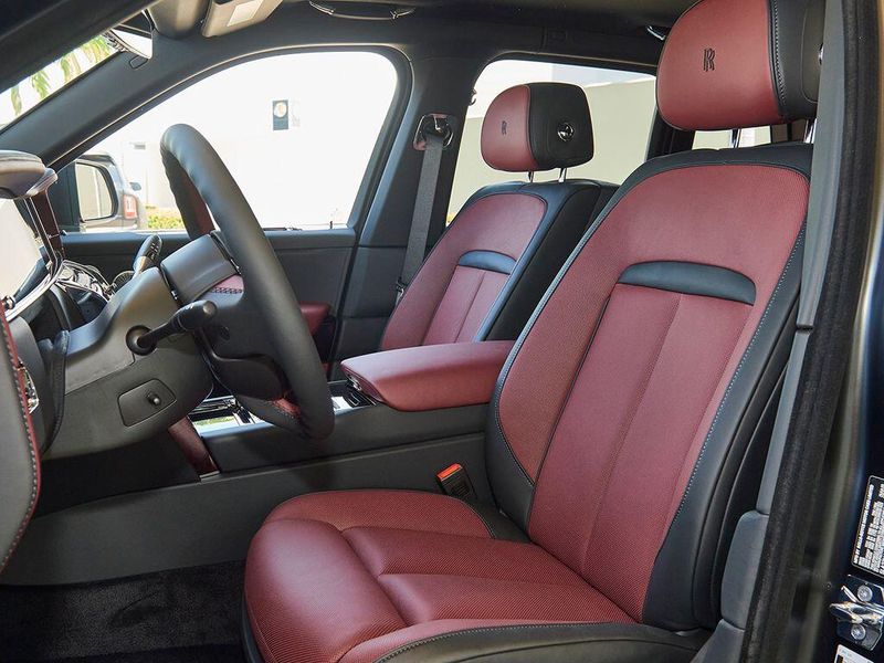 New 2027 Rolls-Royce Cullinan Image 14
