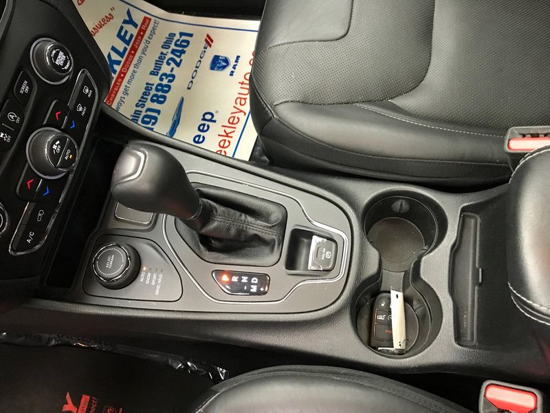 2021 Jeep Cherokee Latitude LuxImage 6