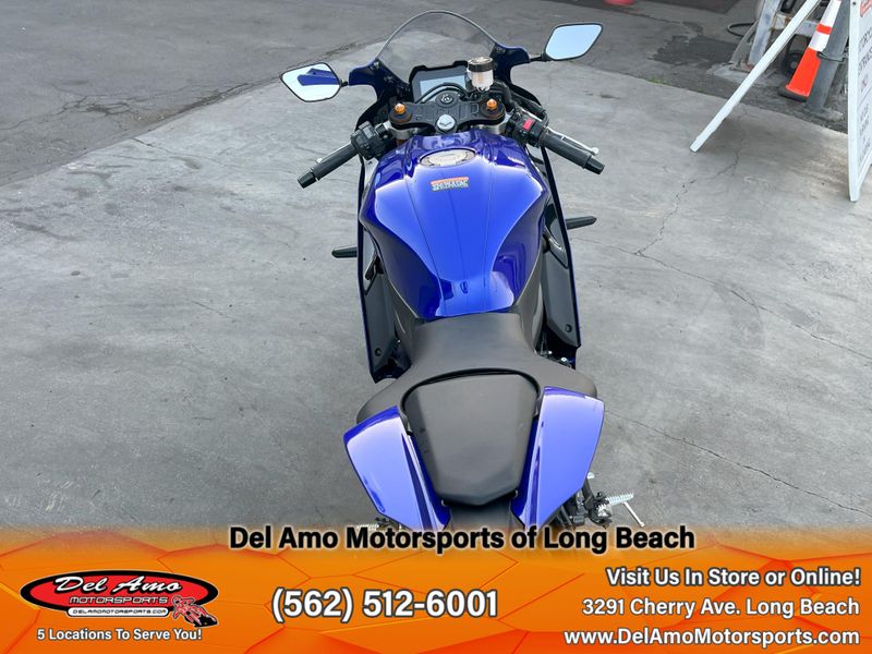 2025 Yamaha YZF-R7 Image 10