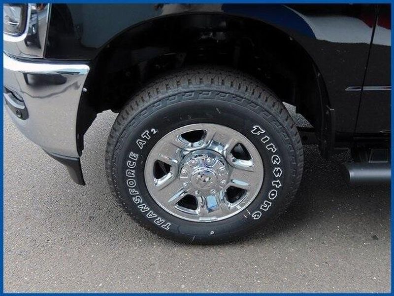 New 2025 RAM 2500 TradesmanImage 4