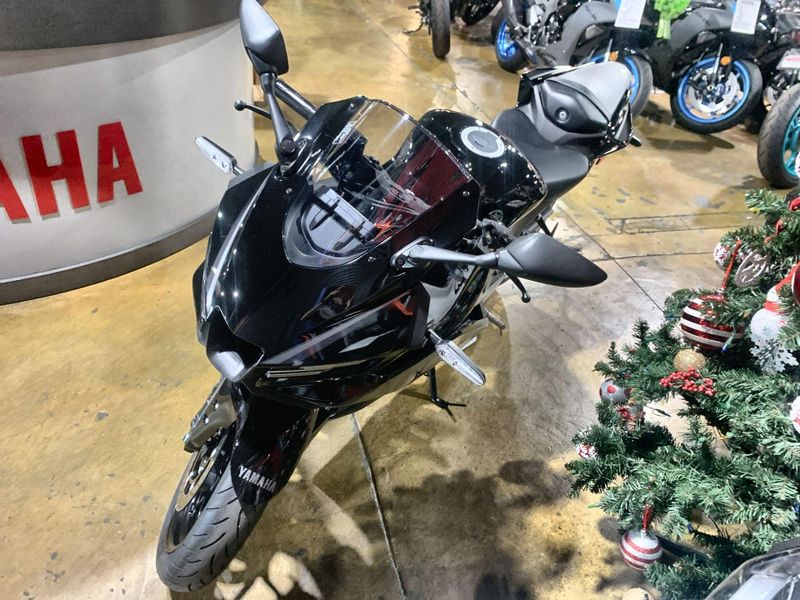 New 2026 Yamaha YZF-R3 ABS Image 14