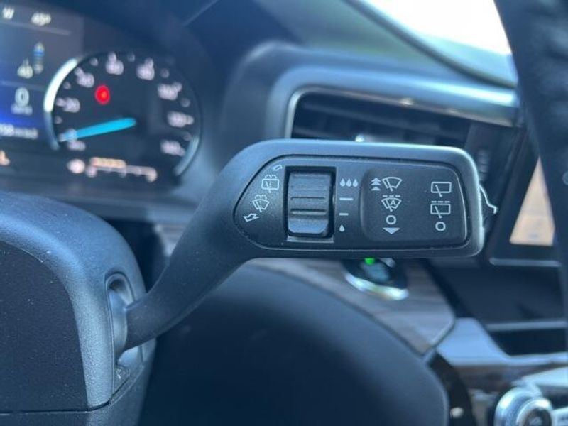 2021 Ford Explorer LimitedImage 48