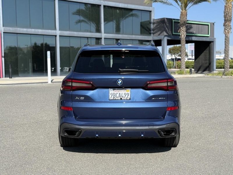 2022 BMW X5 xDrive45eImage 7