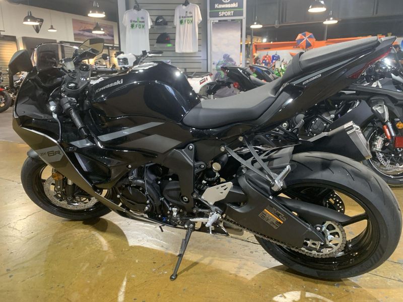 New 2026 Kawasaki NINJA ZX-6R ABS Image 5