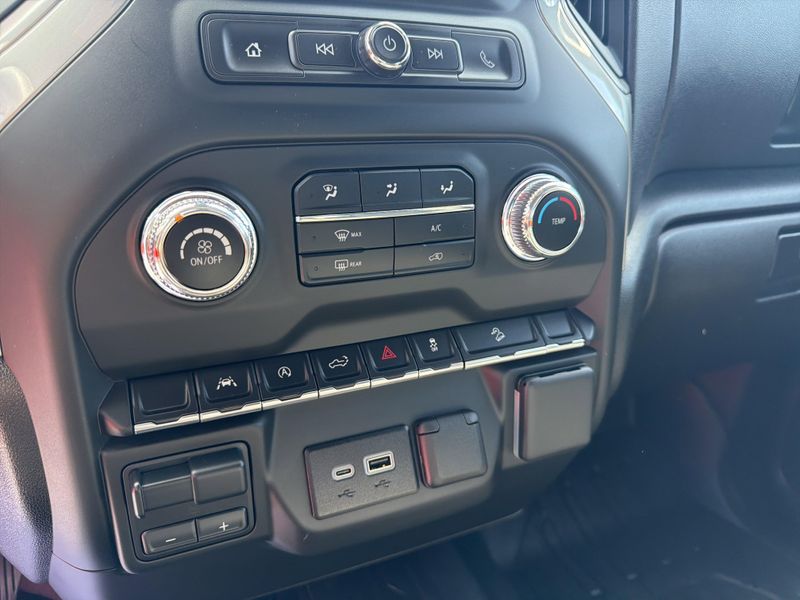 Used 2024 GMC Sierra 1500 ProImage 24