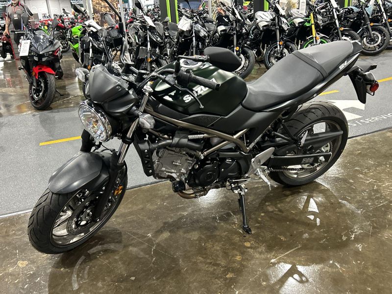 2025 Suzuki SV650 ABS  in a GREEN/BLACK exterior color. Del Amo Motorsports of Redondo Beach (424) 390-7811 delamomotorsports.com 