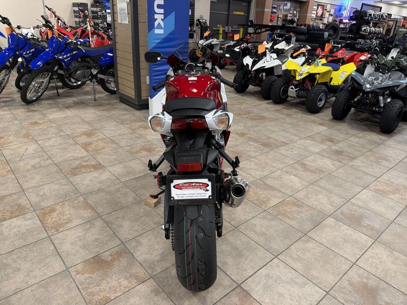New 2027 Suzuki GSX-R750 Image 16
