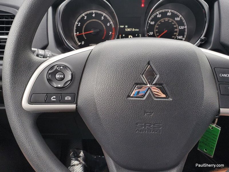 Used 2025 Mitsubishi Outlander Sport SE