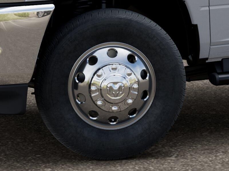 New 2025 RAM 3500 Tradesman Chassis Regular Cab 4x2 84' Ca