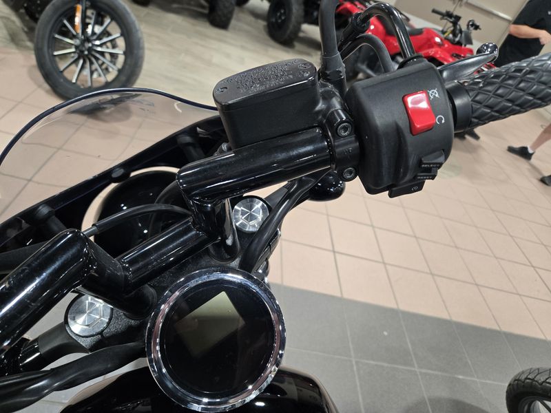 USED 2021 YAMAHA BOLT RSPEC Image 13