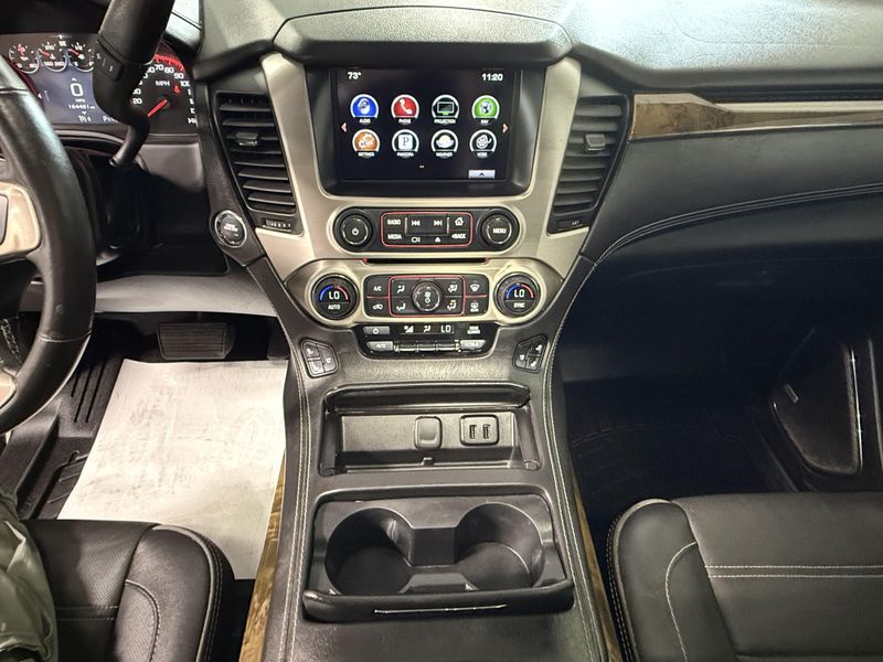 Used 2016 GMC Yukon XL DenaliImage 23