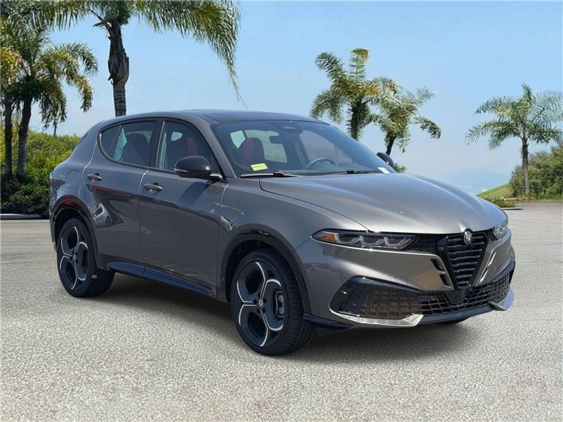 New 2026 Alfa Romeo Tonale Sprint Awd