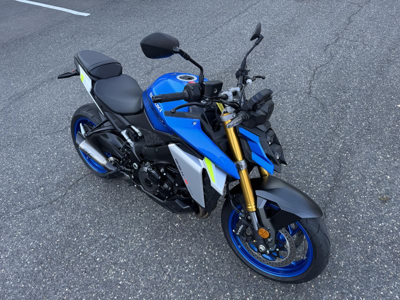 2023 Suzuki GSX - S - 1000 - METALLIC MITRON BLUE