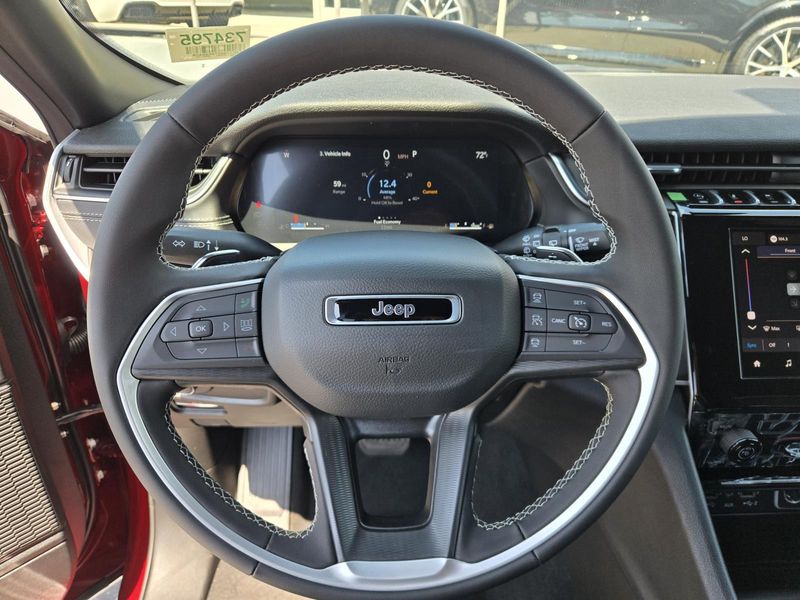 New 2026 Jeep Grand Cherokee L Laredo 4x2