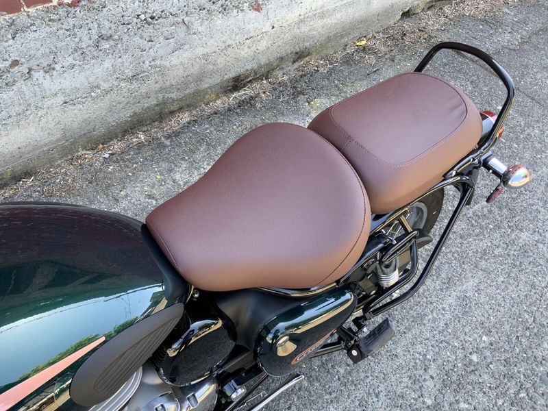 New 2024 Royal Enfield CLASSIC 350 HALCYON GREEN 