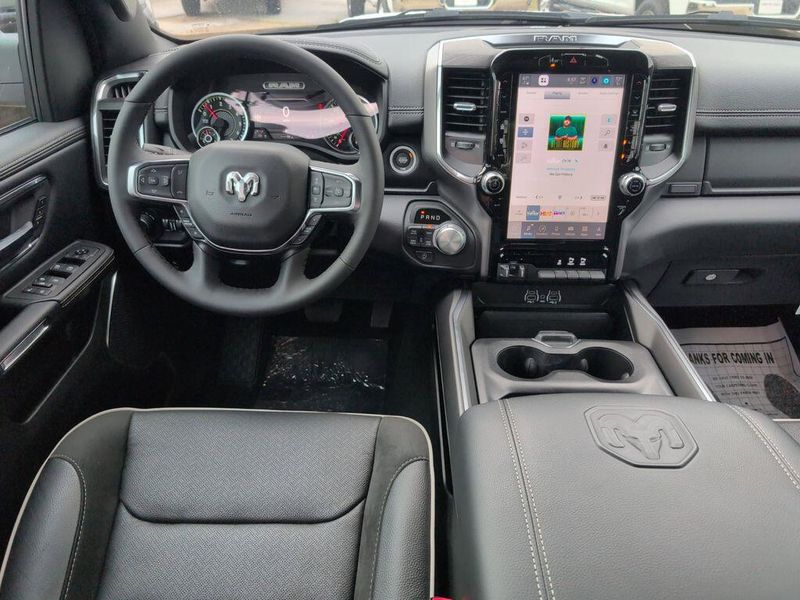 New 2025 RAM 1500 Laramie Crew Cab 4x4 5