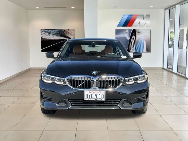 2022 BMW 3 Series 330iImage 3