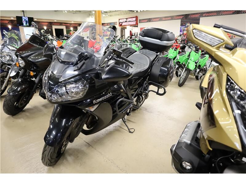 Used 2015 Kawasaki Concourse Image 2