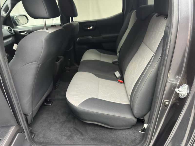 Used 2022 Toyota Tacoma TRD Off RoadImage 13