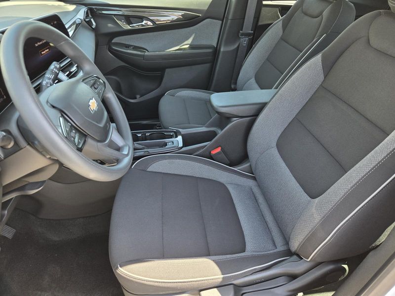 Used 2025 Chevrolet Trailblazer FWD 4dr LS