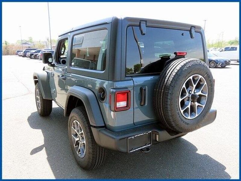 2025 Jeep Wrangler Sport SImage 5