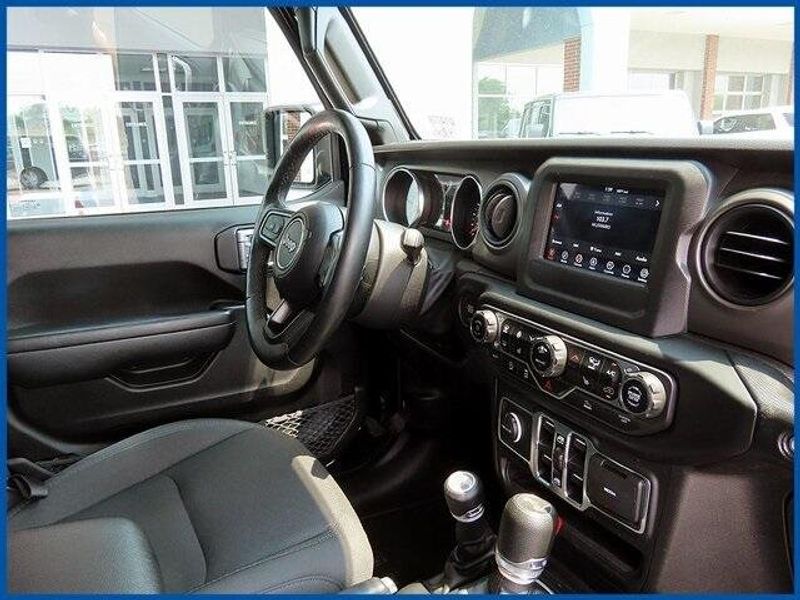 2023 Jeep Wrangler Sport SImage 8