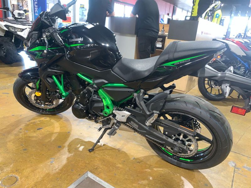 New 2025 Kawasaki Z650 ABS Image 15