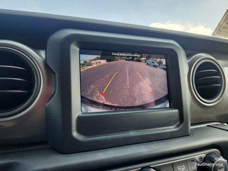 2023 Jeep Wrangler Sport SImage 4