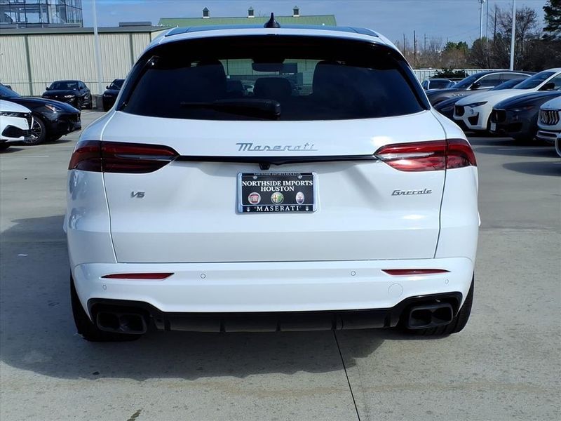 New 2026 Maserati Grecale ModenaImage 7