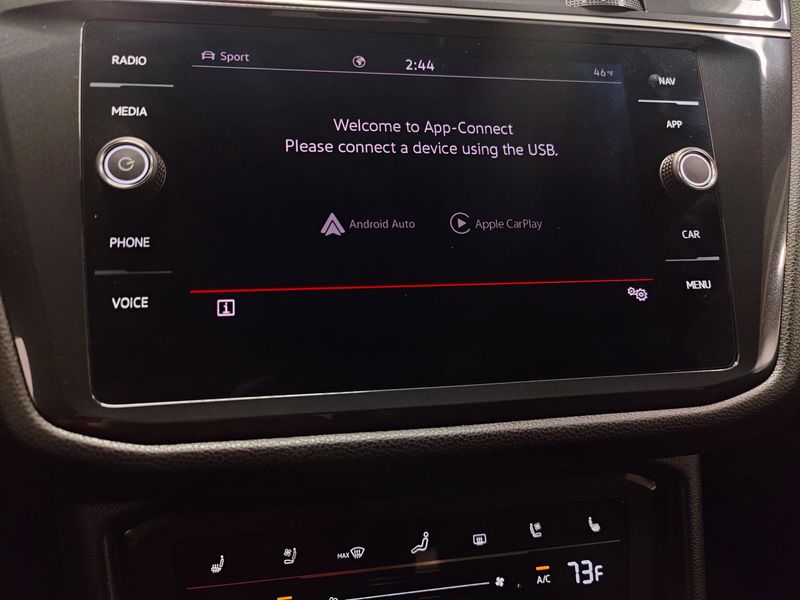 Used 2024 Volkswagen Tiguan AWD SEL R-Line w/Sunroof/NavImage 26