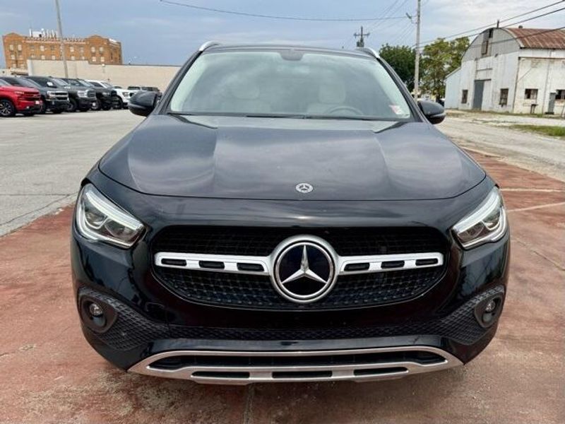 Used 2021 Mercedes-Benz GLA 250 250Image 2