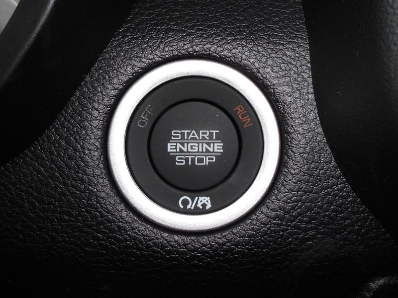 2025 RAM 1500 Big Horn Crew Cab 4x4 5