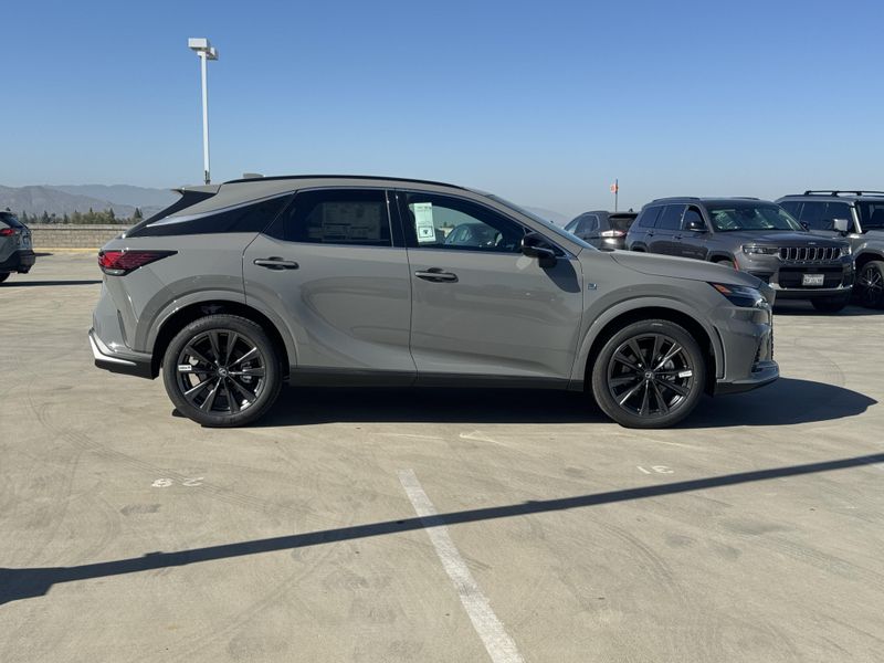 New 2026 Lexus RX 350h F SPORT DesignImage 12