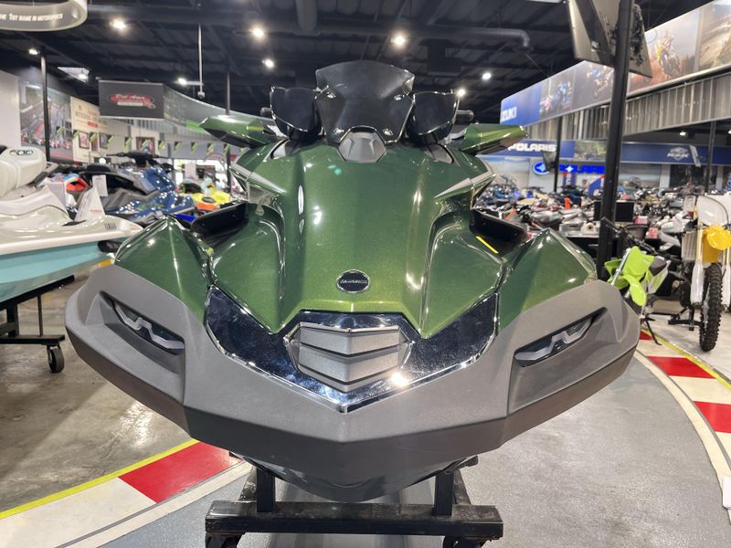 New 2025 Kawasaki JET SKI ULTRA 160LX Image 13