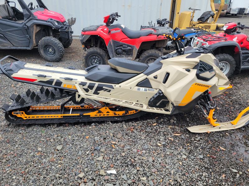 Used 2022 Ski-Doo FREERIDE 165 850 TURBO Image 2