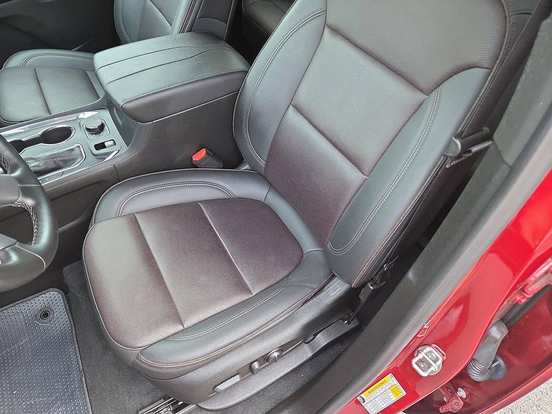 2023 Chevrolet Traverse High Country photo 12