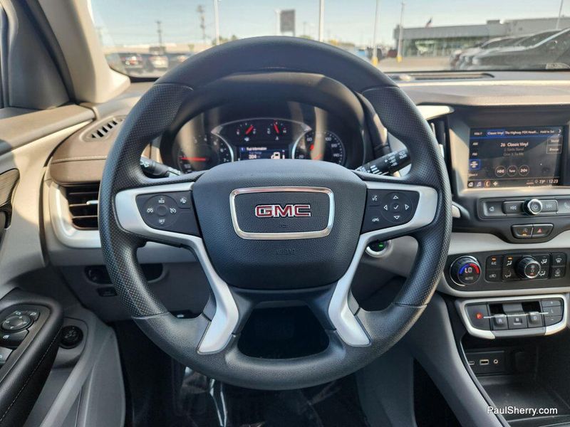 Used 2023 GMC Terrain SLE