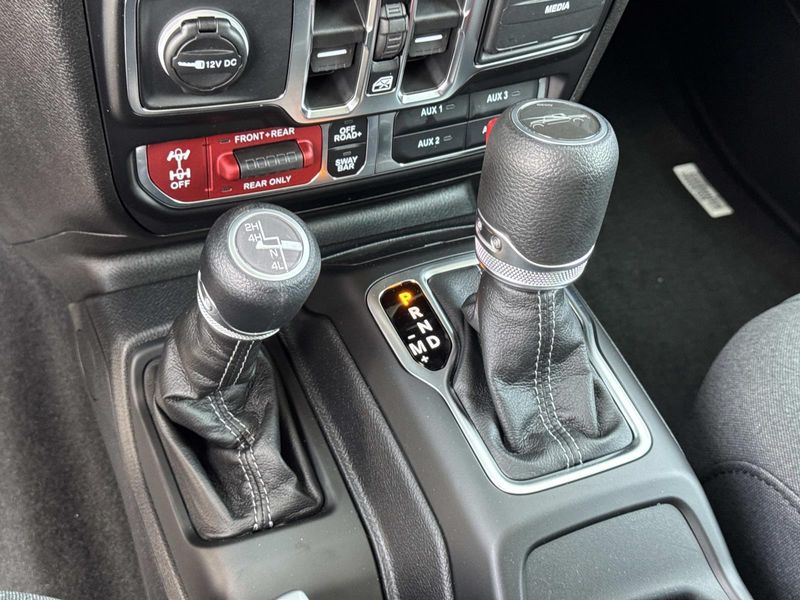 New 2026 Jeep Gladiator Rubicon 4x4