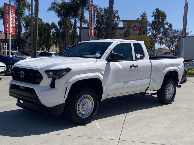 2025 Toyota Tacoma SRImage 6