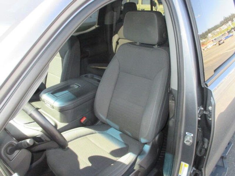 Used 2020 GMC Sierra 1500 ElevationImage 15
