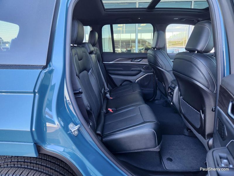 New 2026 Jeep Grand Cherokee Limited Reserve 4x4
