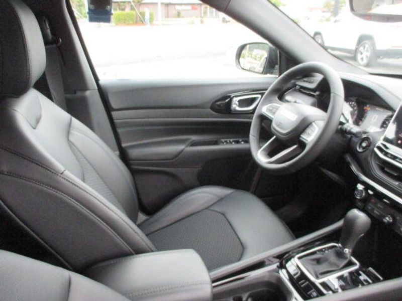 New 2026 Jeep Compass Latitude Altitude 4x4Image 25