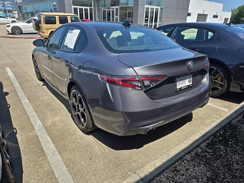 2024 Alfa Romeo Giulia Ti photo 4