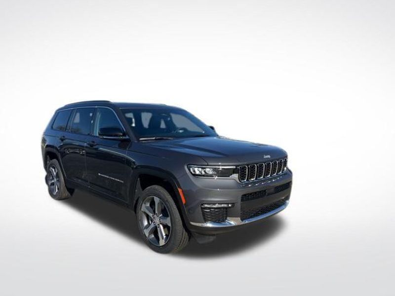 2025 Jeep Grand Cherokee L Limited 4x4