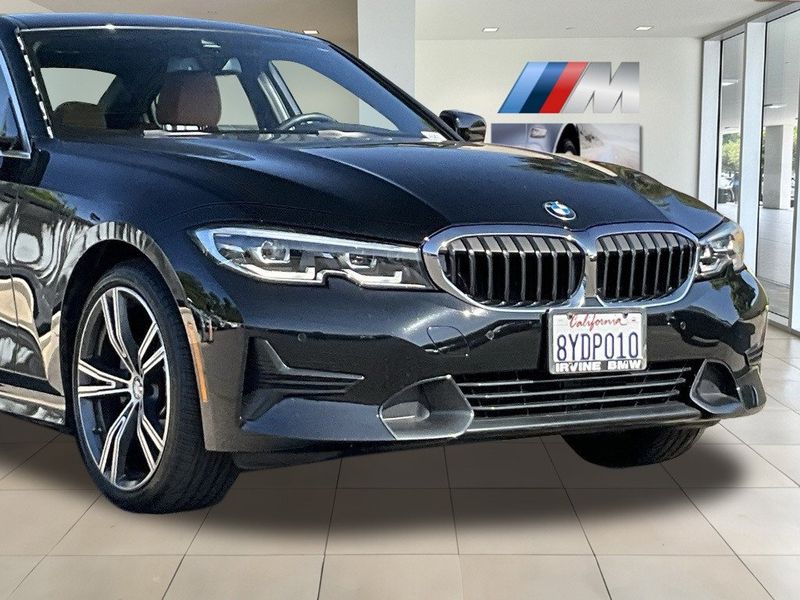 2022 BMW 3 Series 330iImage 8