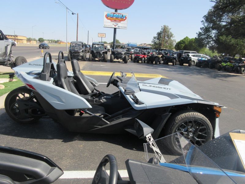 USED 2024 POLARIS SLINGSHOT SL AUTODRIVE Image 2