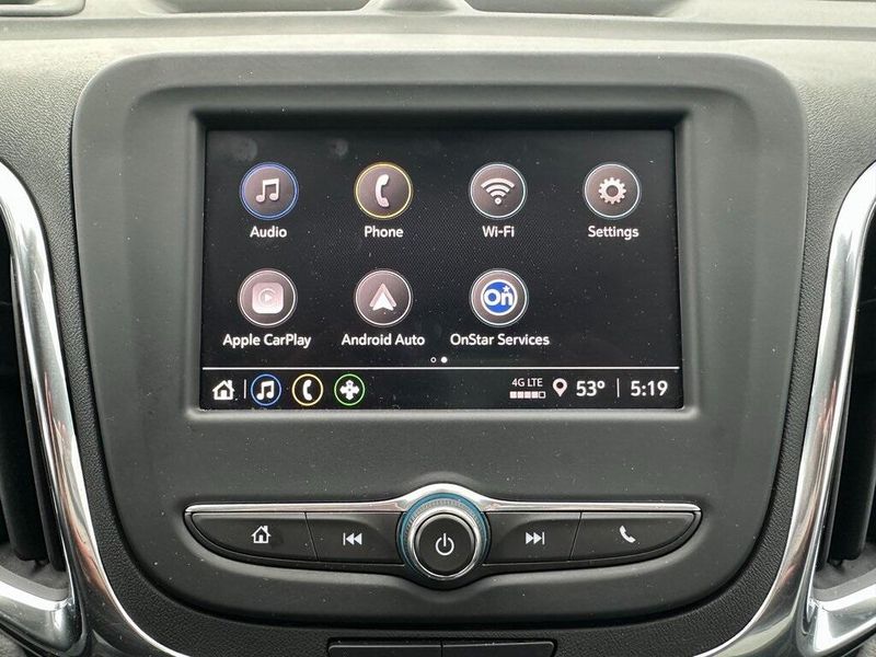 2022 Chevrolet Equinox LS photo 4