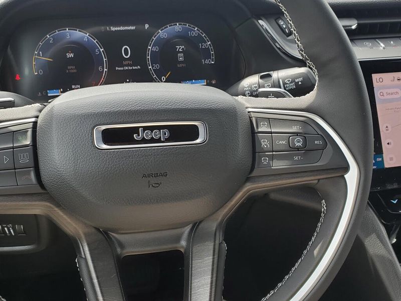 New 2026 Jeep Grand Cherokee Laredo Altitude 4x4