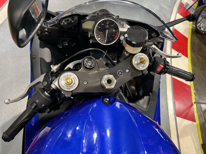 Used 2013 Yamaha YZFR6 Image 13