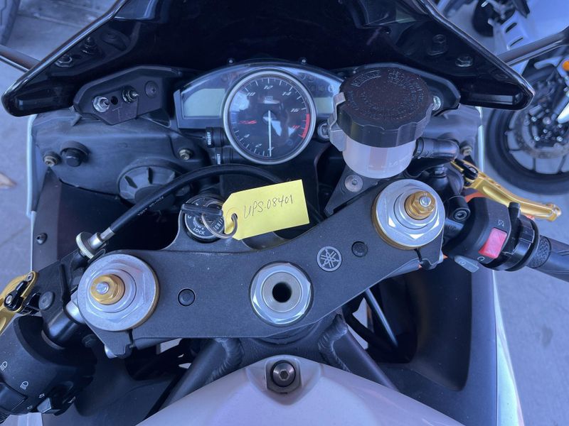 Used 2014 Yamaha YZF-R6 CA Image 21